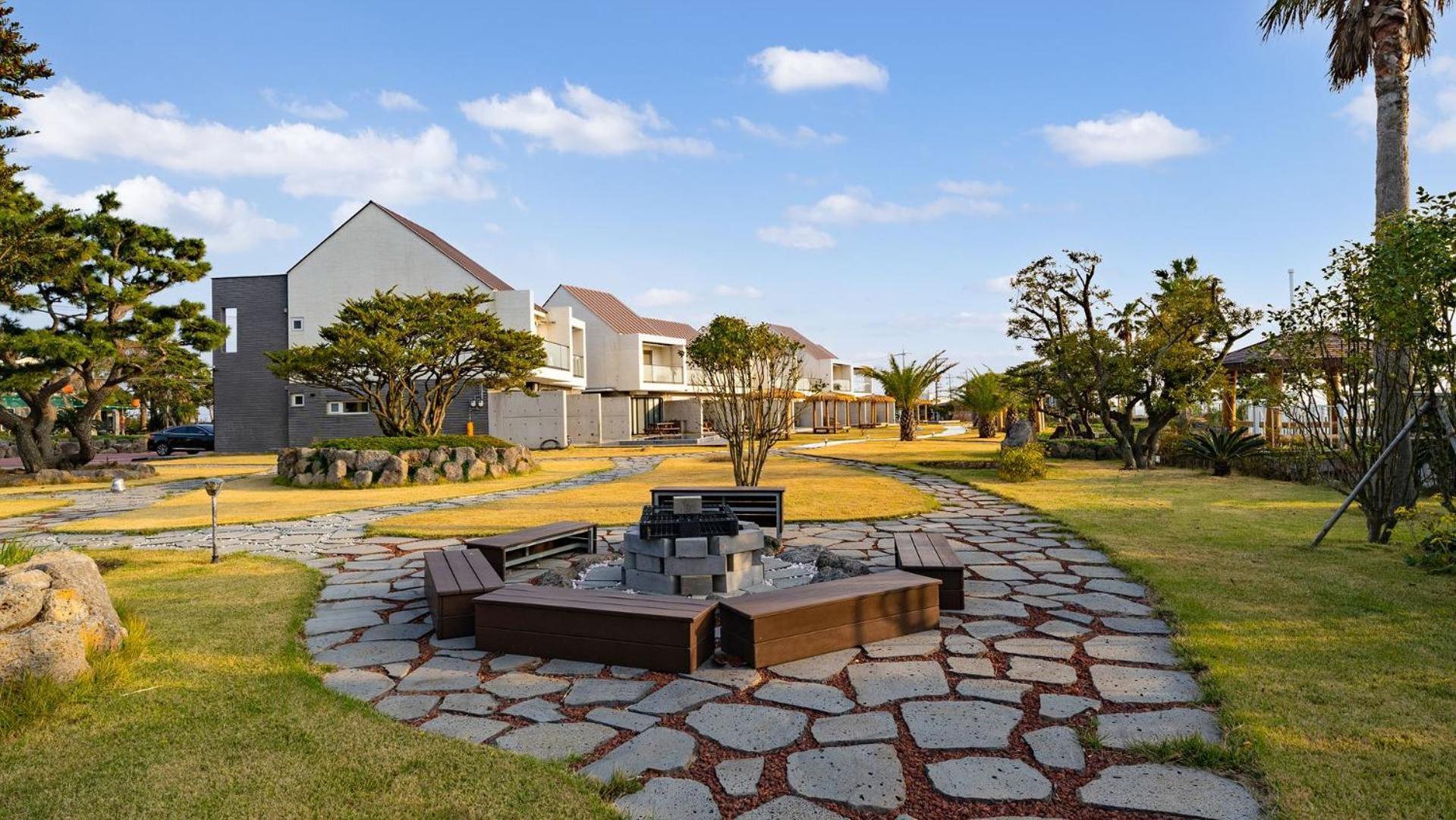 Jeju Badayeon Villa ソギポ エクステリア 写真